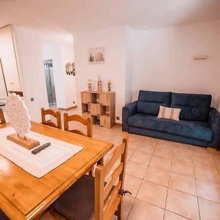 Apartamento Reformado A 2 Minutos De La Playa En Calella! Калелья-де-Палафружель Экстерьер фото